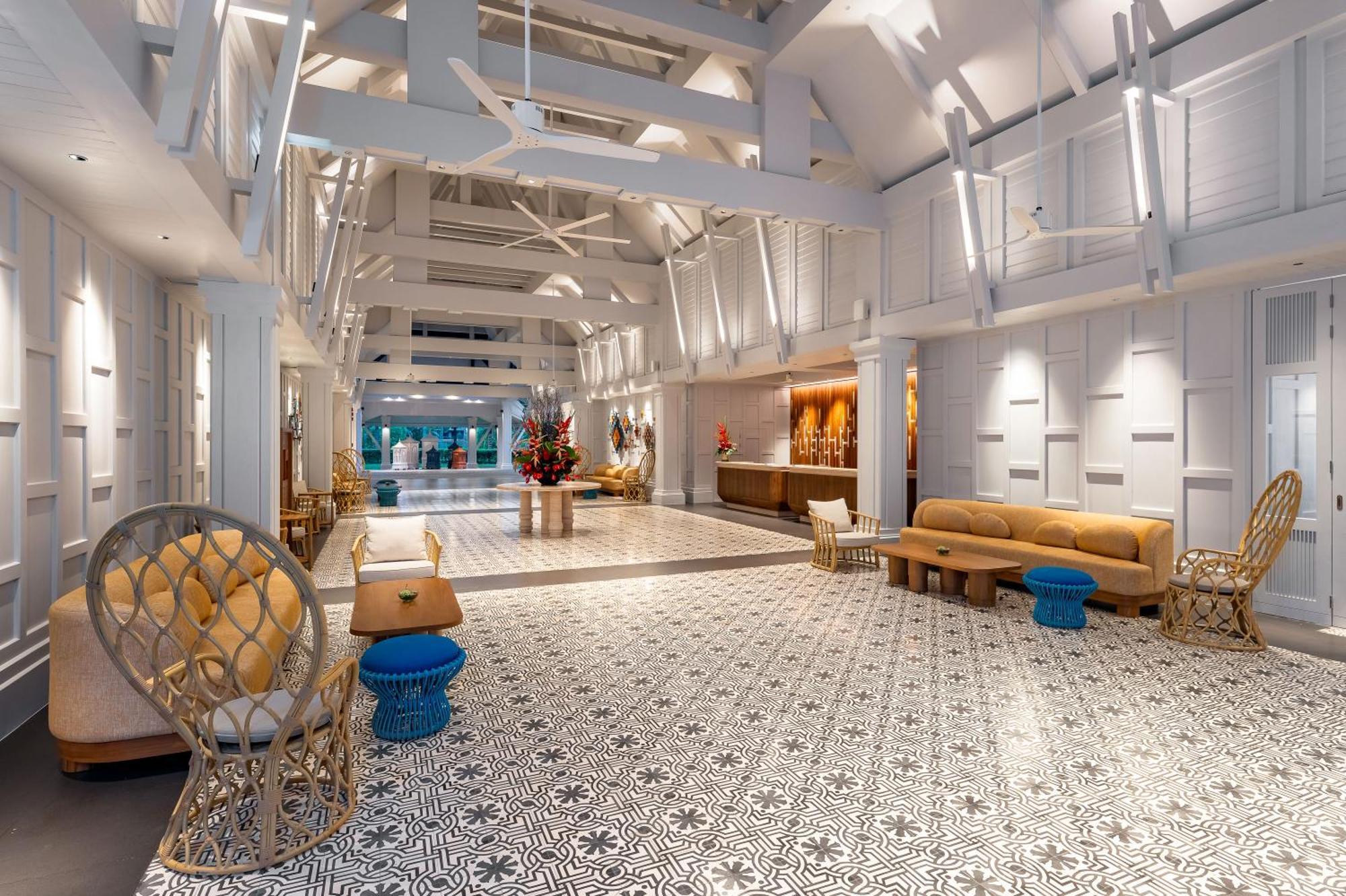 Saii Laguna Phuket Bang Tao-stranden Eksteriør bilde The lobby of the hotel